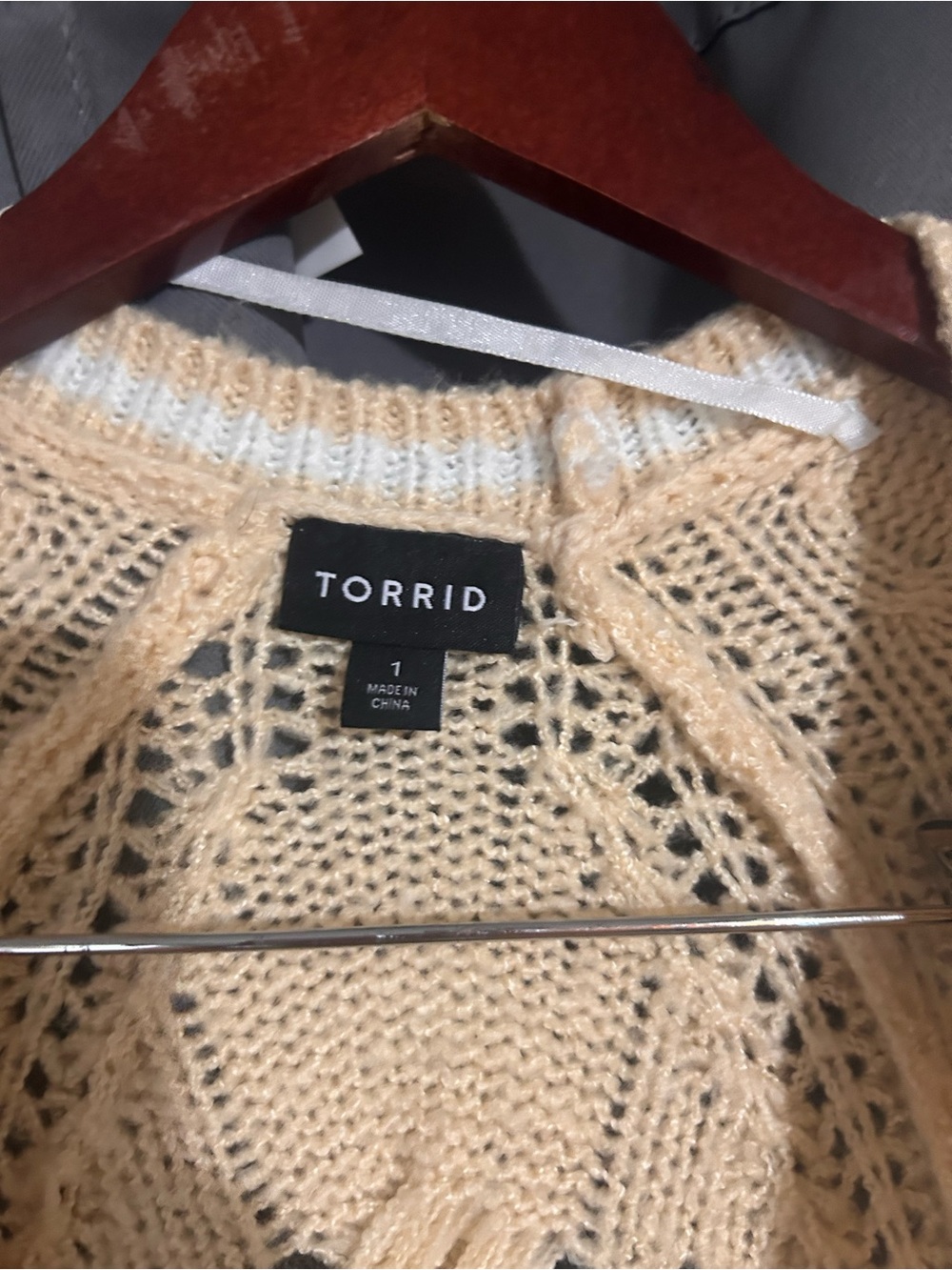 Torrid Raglan Cable Button Front Cardigan Sweater Sand - Picture 3 of 6